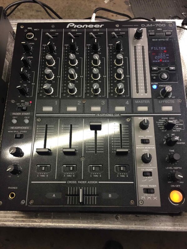 Mesas de Mezclas DJ - PIONEER