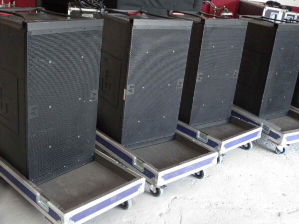 SUBGRAVES "ELECTRO-VOICE" XLC-118