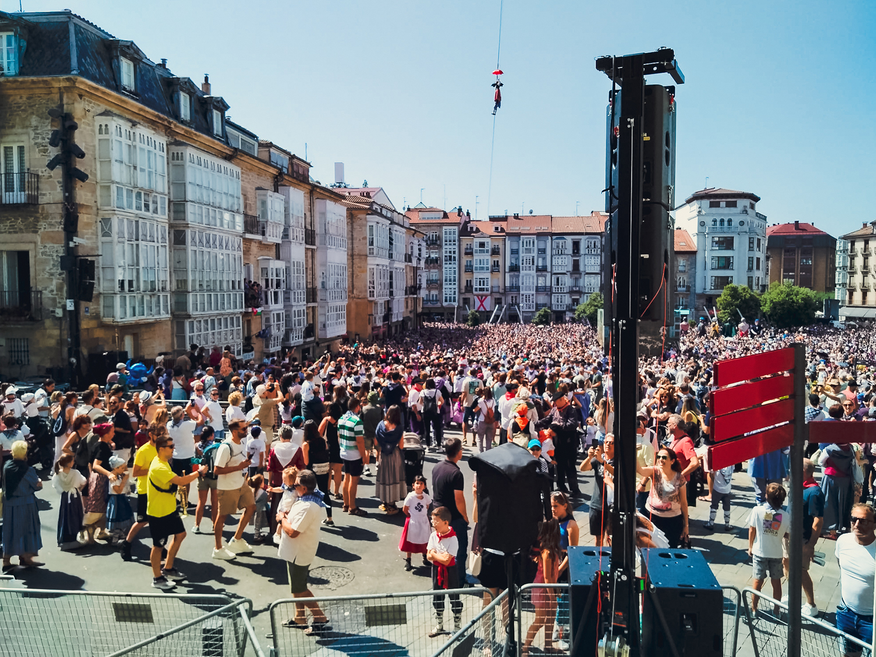 Fiestas de Vitoria 2025 - Plaza de la Virgen Blanca