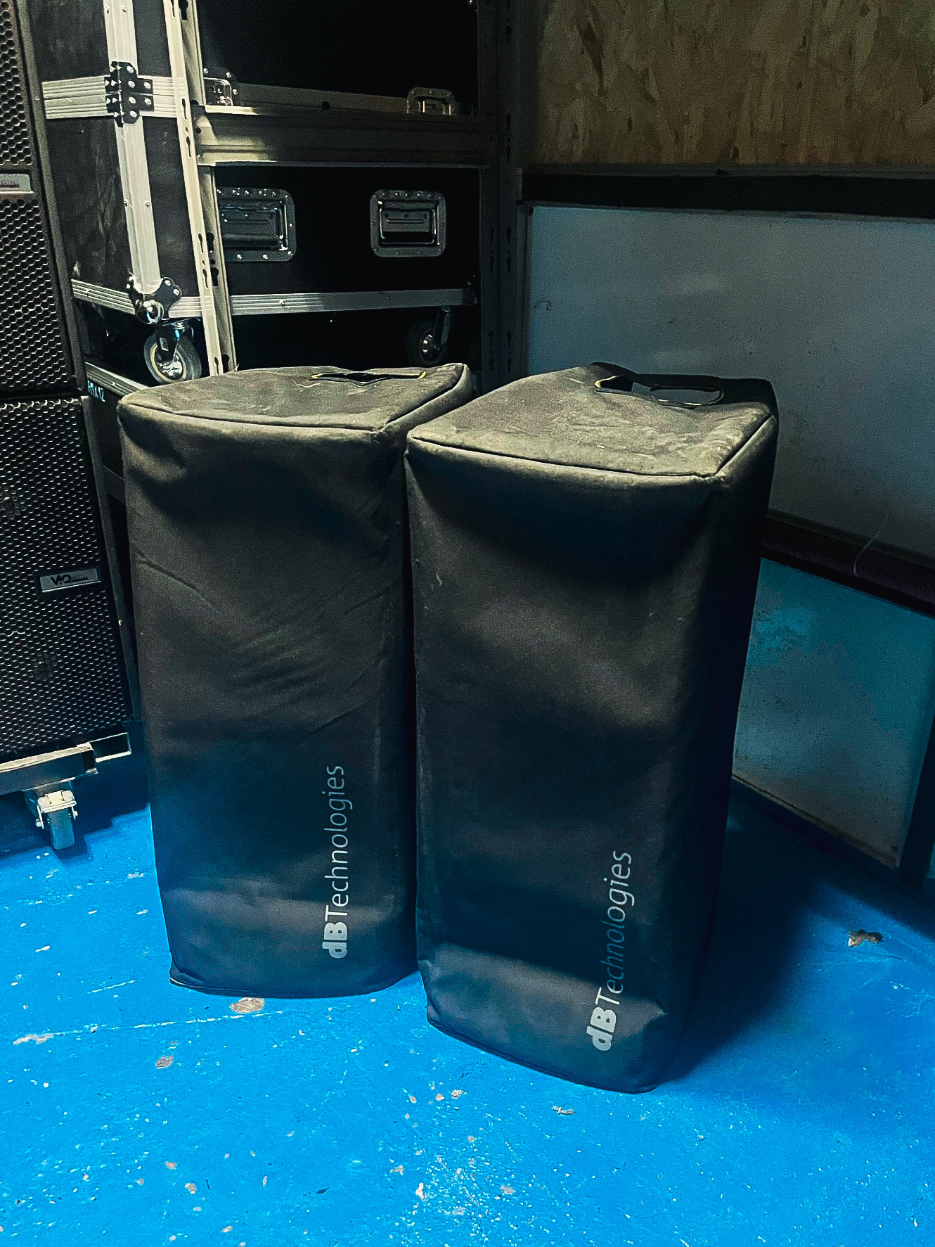 dB Technologies VIO X310 - covers