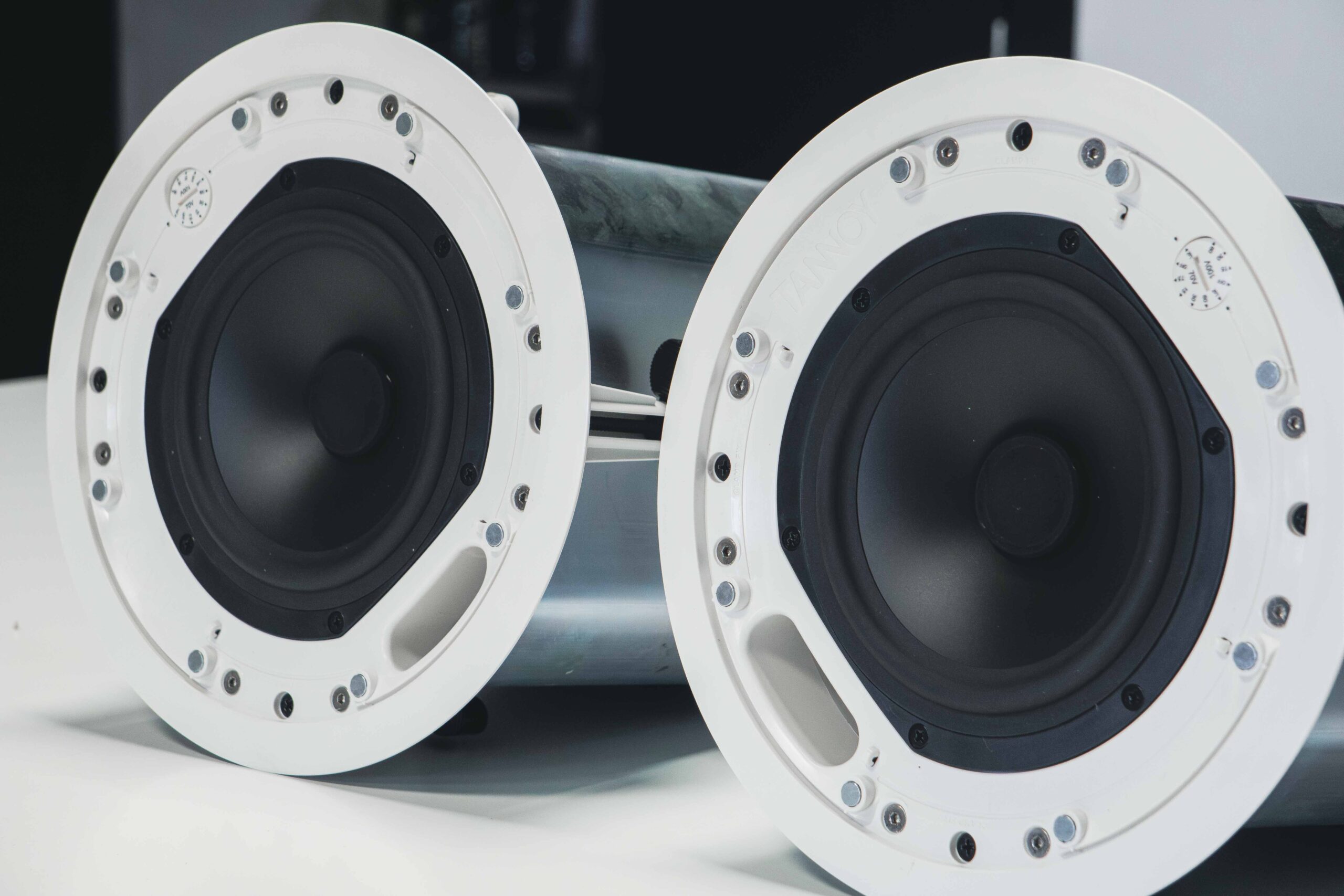 TANNOY CMS 603ICT BM - side